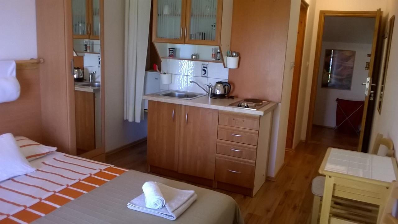 Studios Peric Sveti Stefan Esterno foto